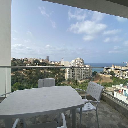 Spectacular Distant Seaview Apt Apartment Sliema Exterior photo